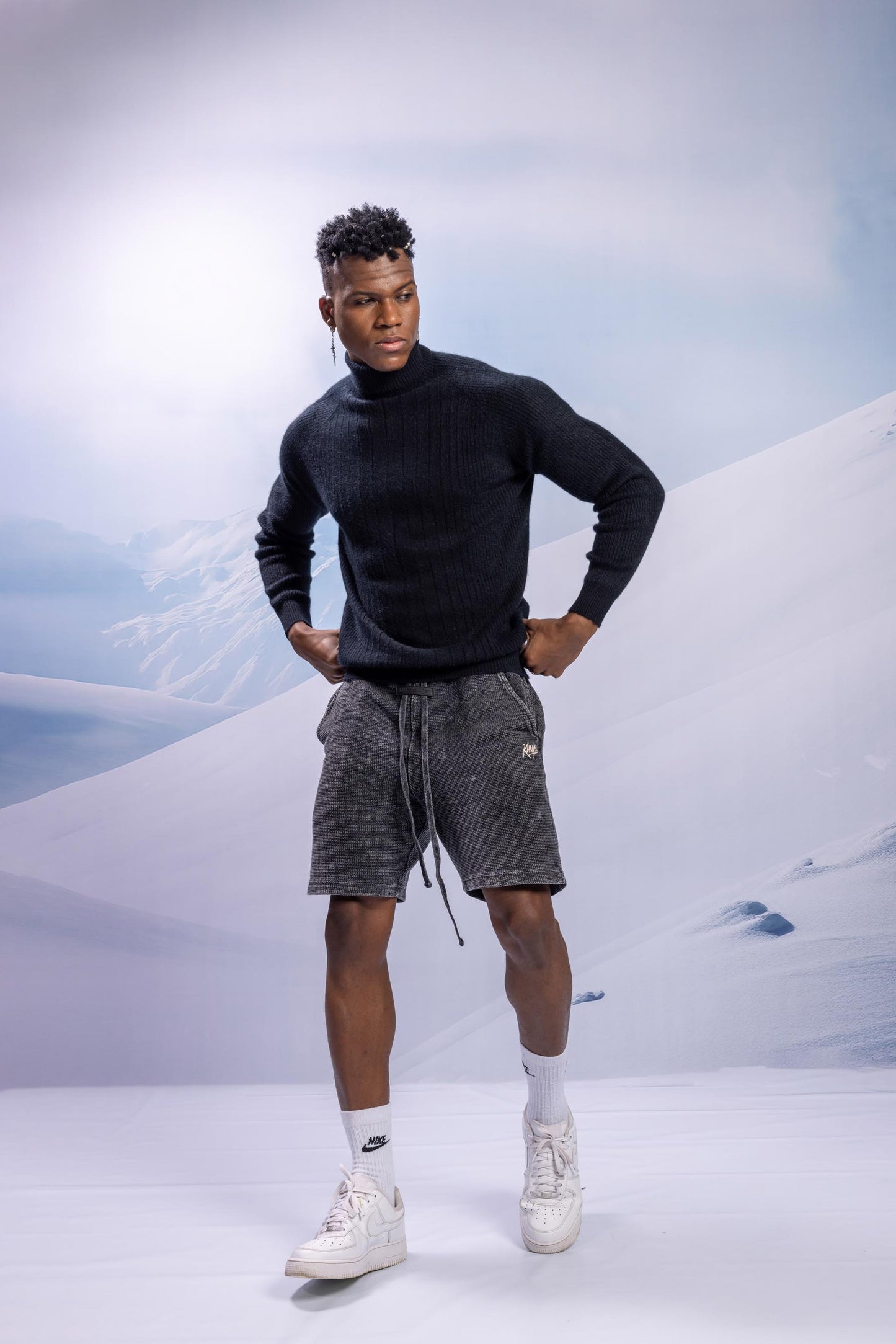 Seraphine Veil Black